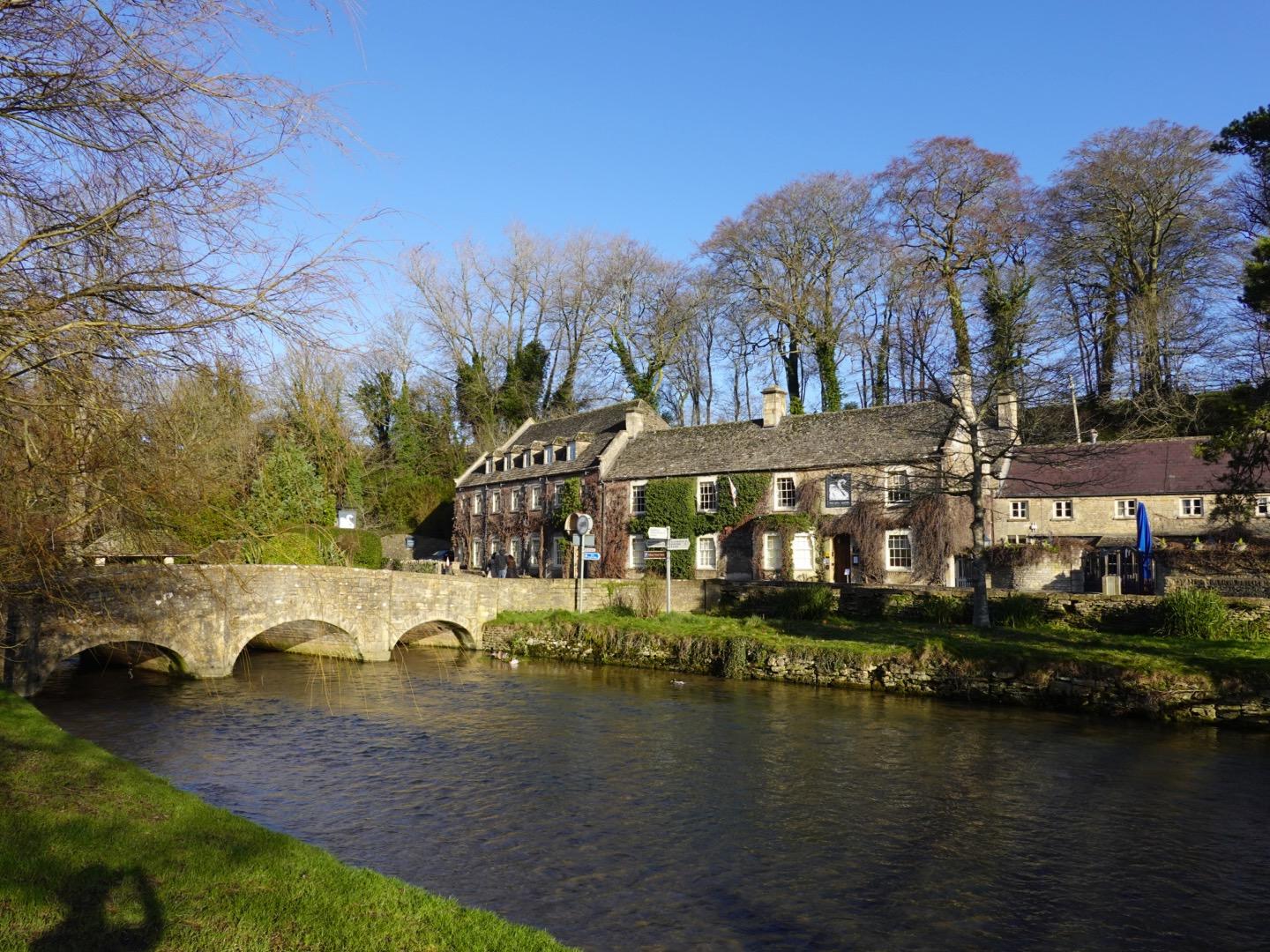 kham pha cotswolds 1