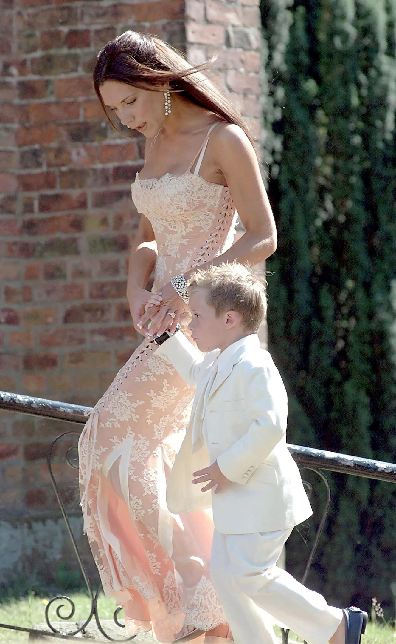 victoria beckham du dam cuoi 1