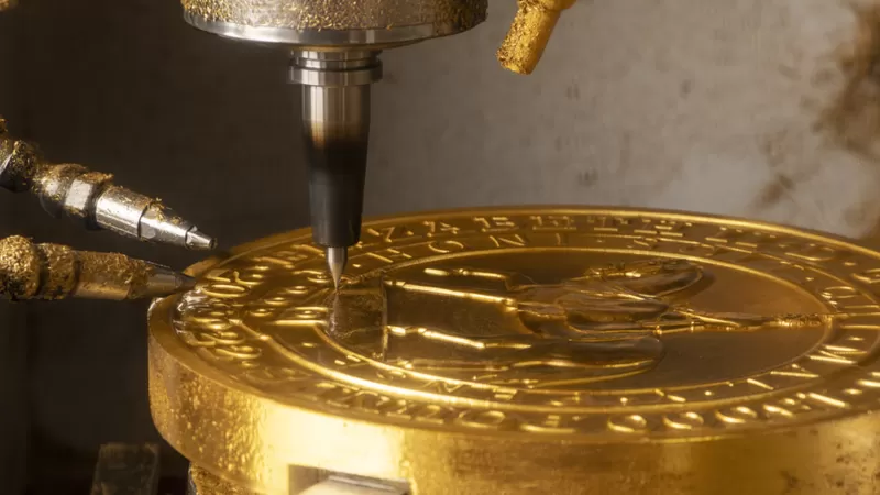 dong coin dai le bach kim 1