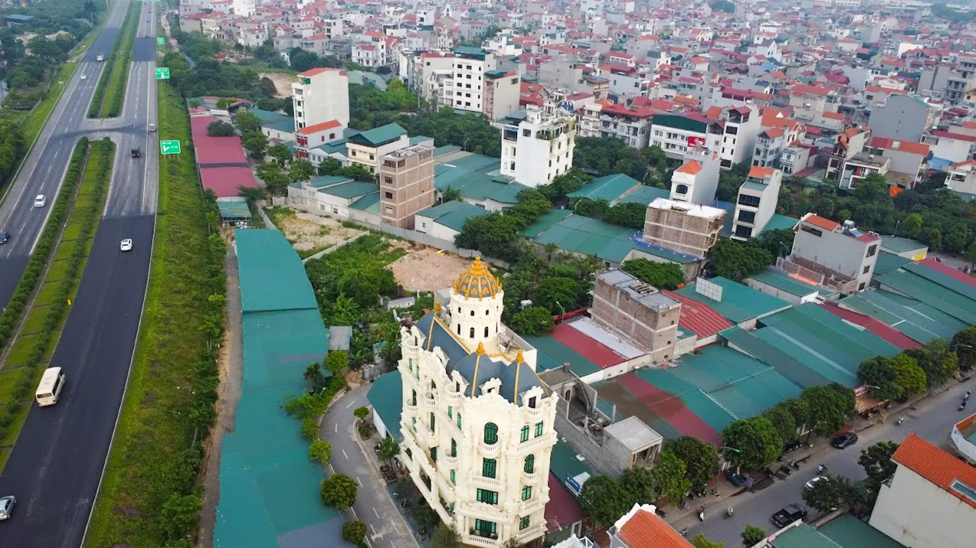 lau dai o lang nanh gia lam 1