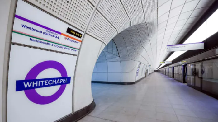 tau dien ngam crossrail 2