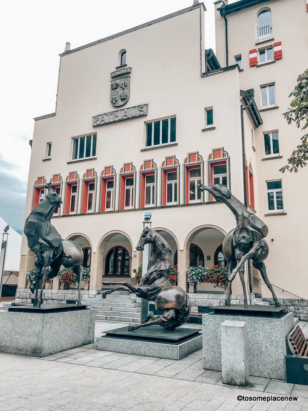 Liechtenstein giau nhat the gioi 1