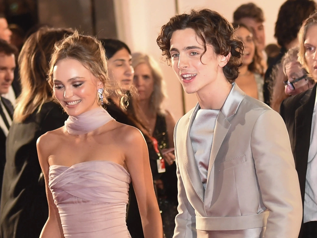 con gai johnny depp lily rose depp 1