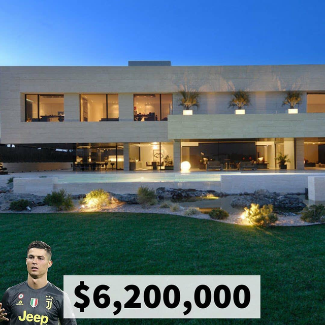 dinh thu ronaldo 0