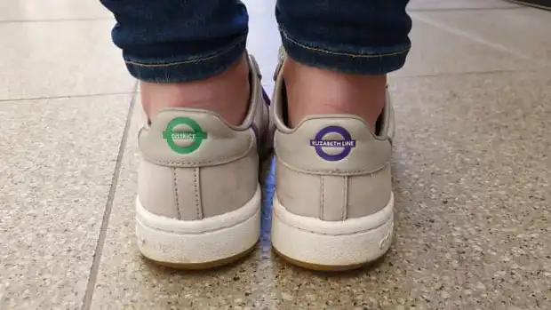 khai truong elizabeth line 2