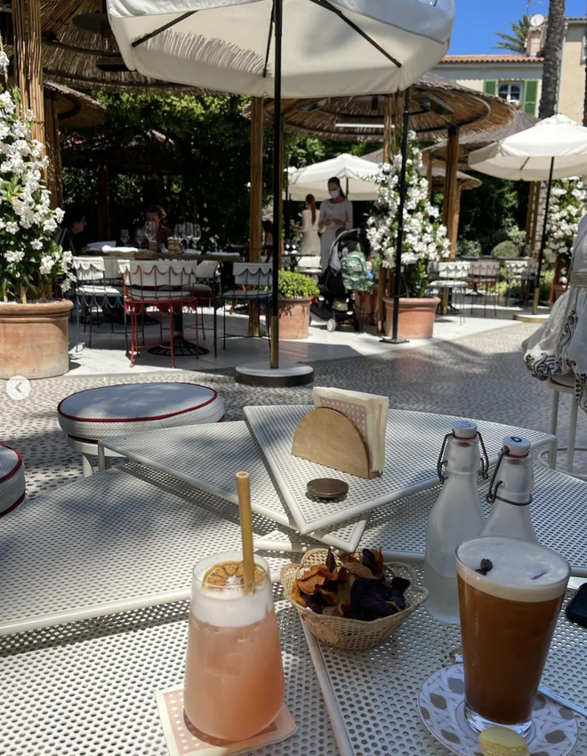quan cafe dior 1