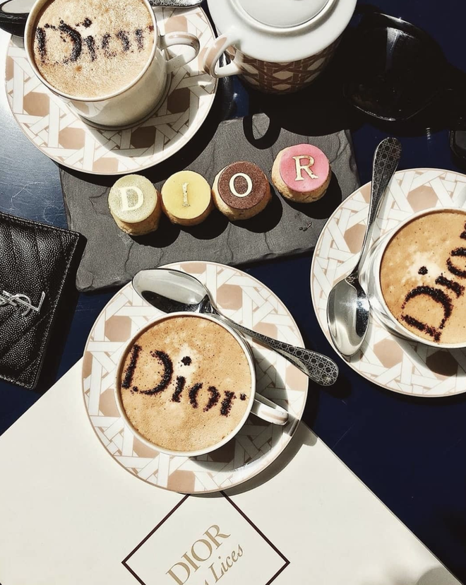 quan cafe dior 1
