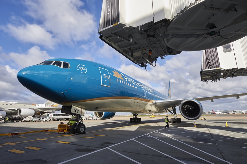 vietnam airline khu hoi london