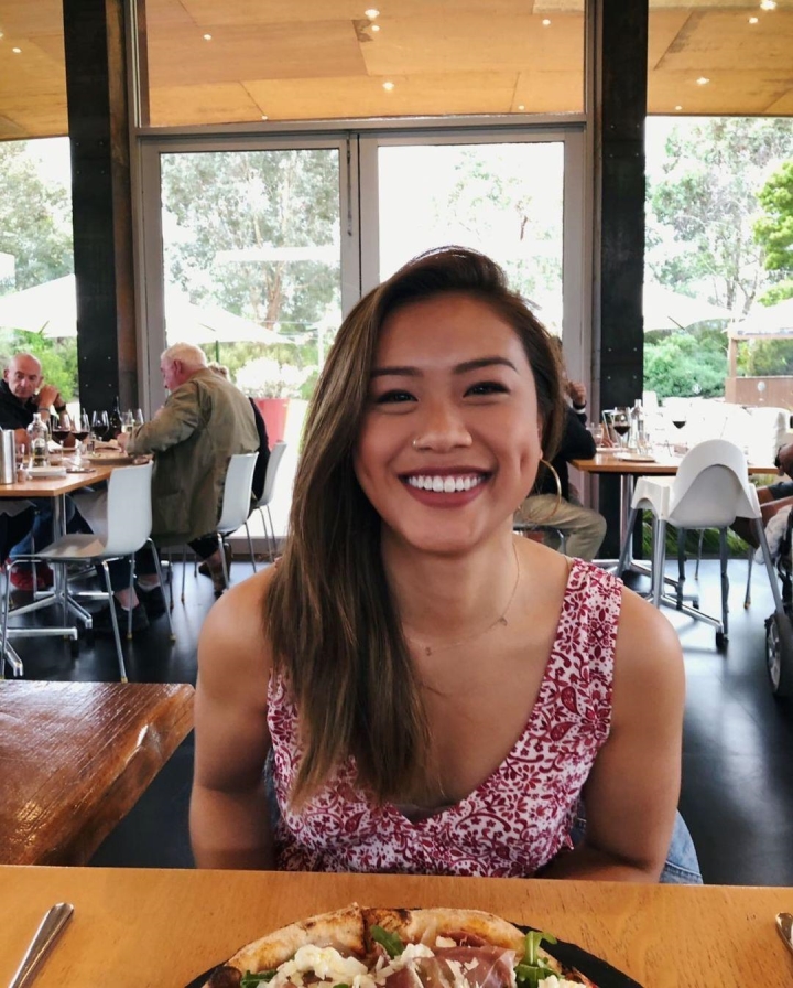 Charlene Chew bong nang 1