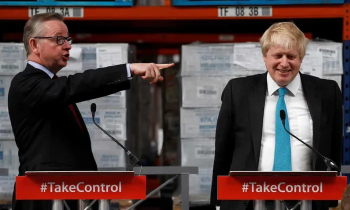 bo truong michael gove tu chuc