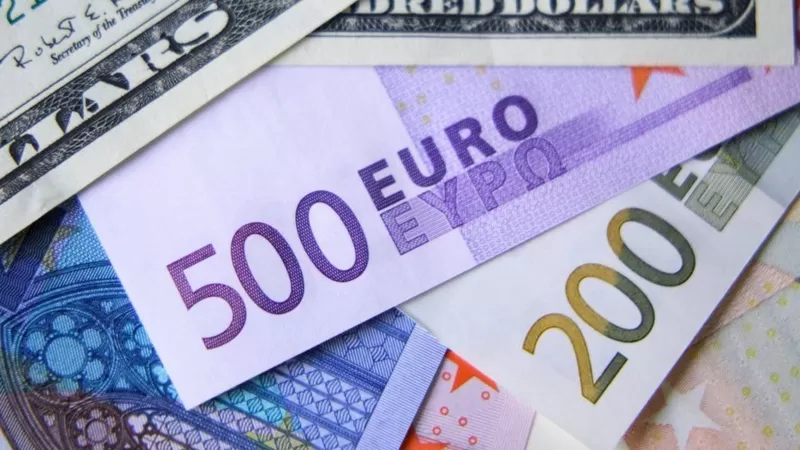 dong euro sut giam nghiem trong