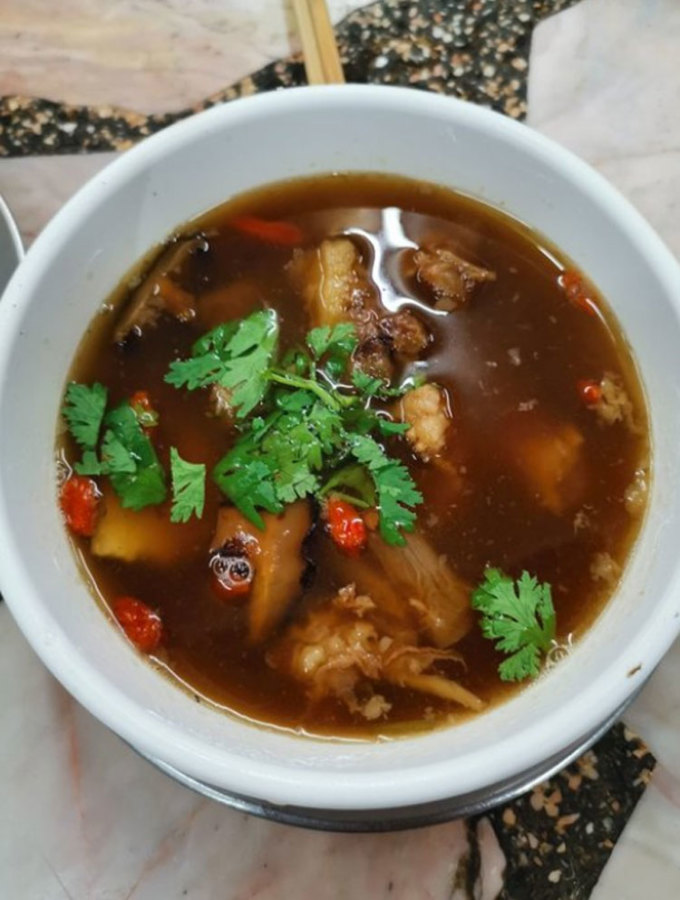 noi nuoc dung 50 nam 1