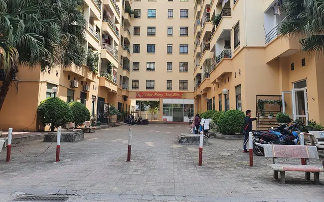 o chung cu hay mua nha dat