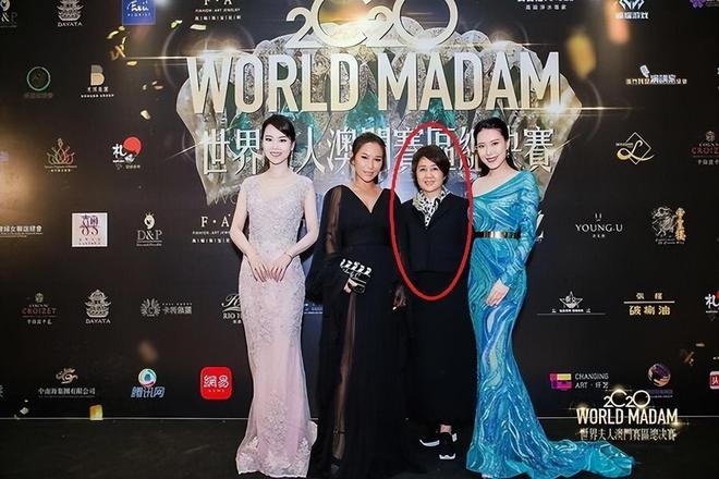 tran tue linh song bai 2