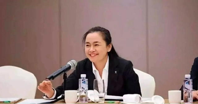 vo chong ty phu 1