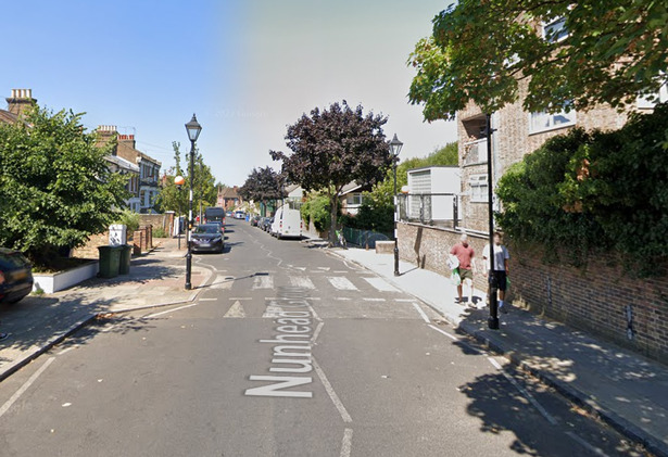 bao loan cuoi tuan o london 1