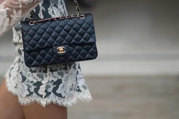 chanel tang gia tui xach 1