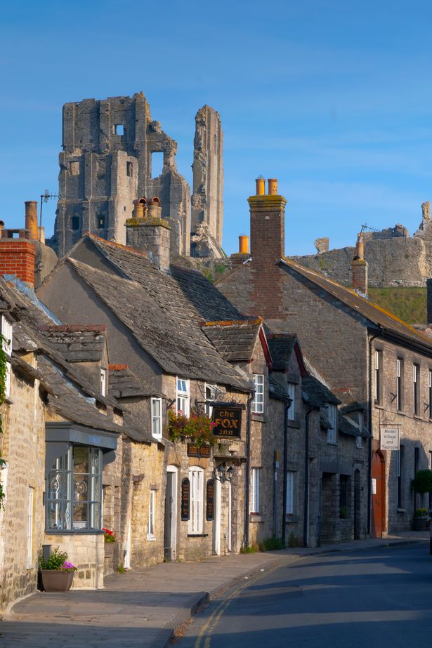 lang Corfe Castle 1