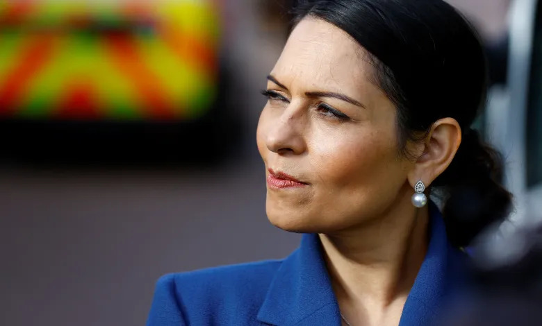 priti patel tu chuc