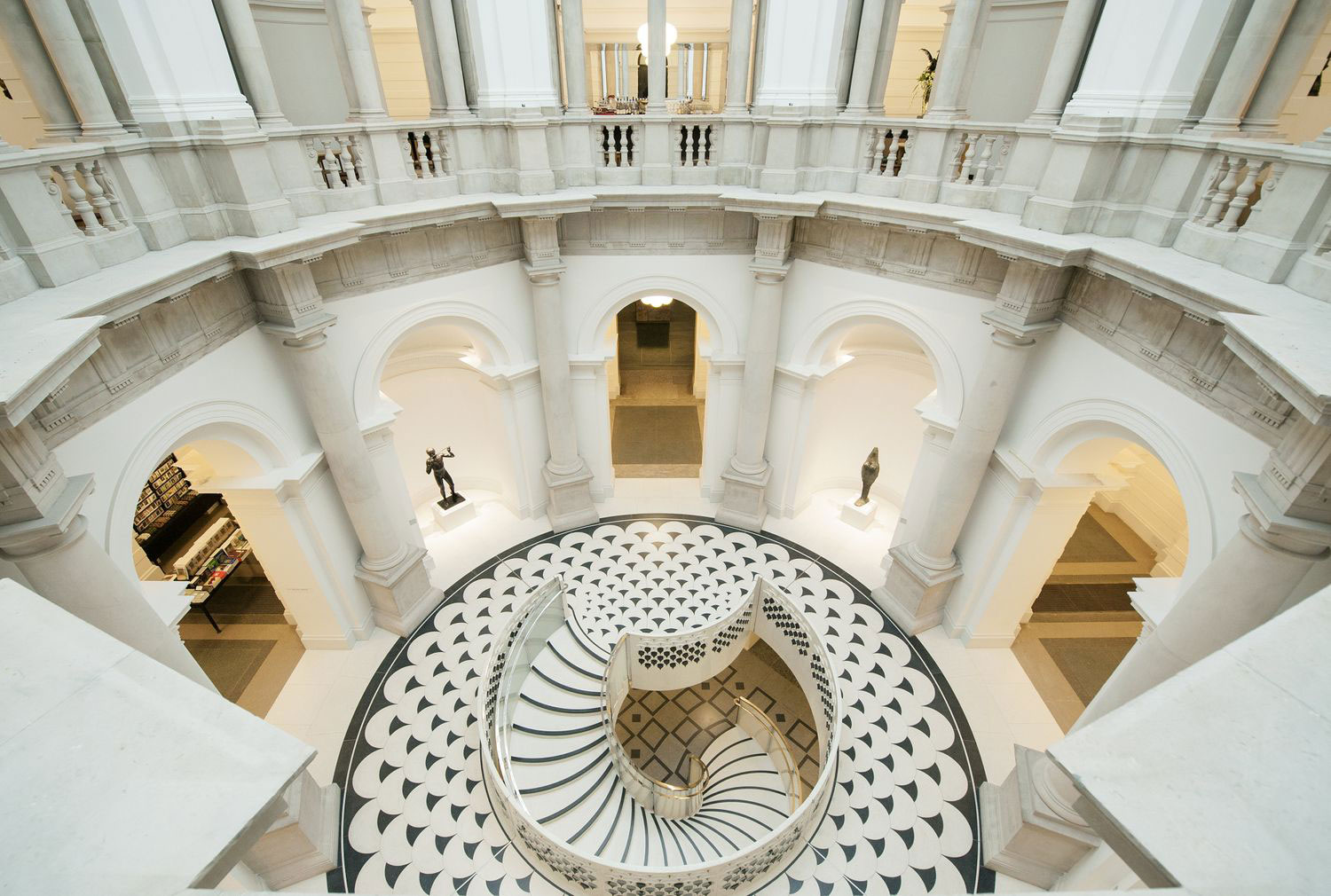 bao tang london 1