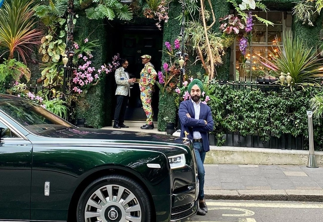 dai gia mua rolls royce 1