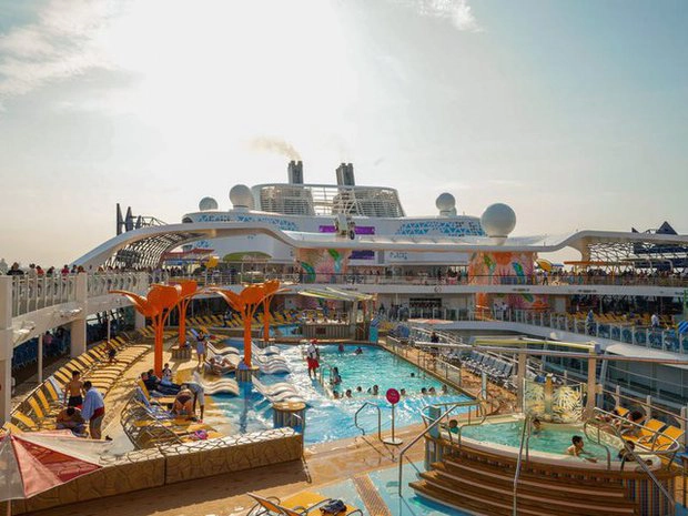 du thuyen wonder of the seas 1