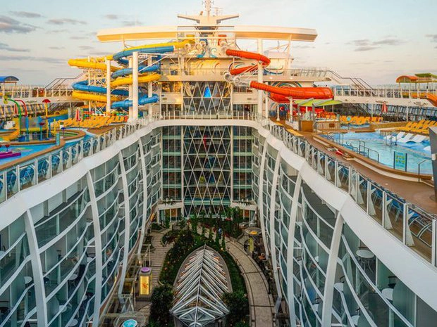 du thuyen wonder of the seas 1