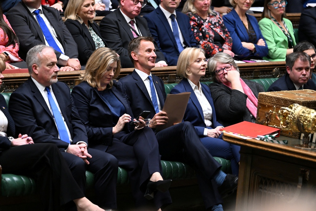 kich ban loai bo ba liz truss 1