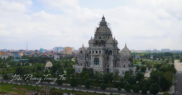 lau dai bau thuy ninh binh 1