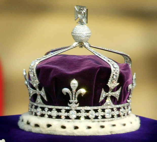 le dang quang cua Vua Charles III 1