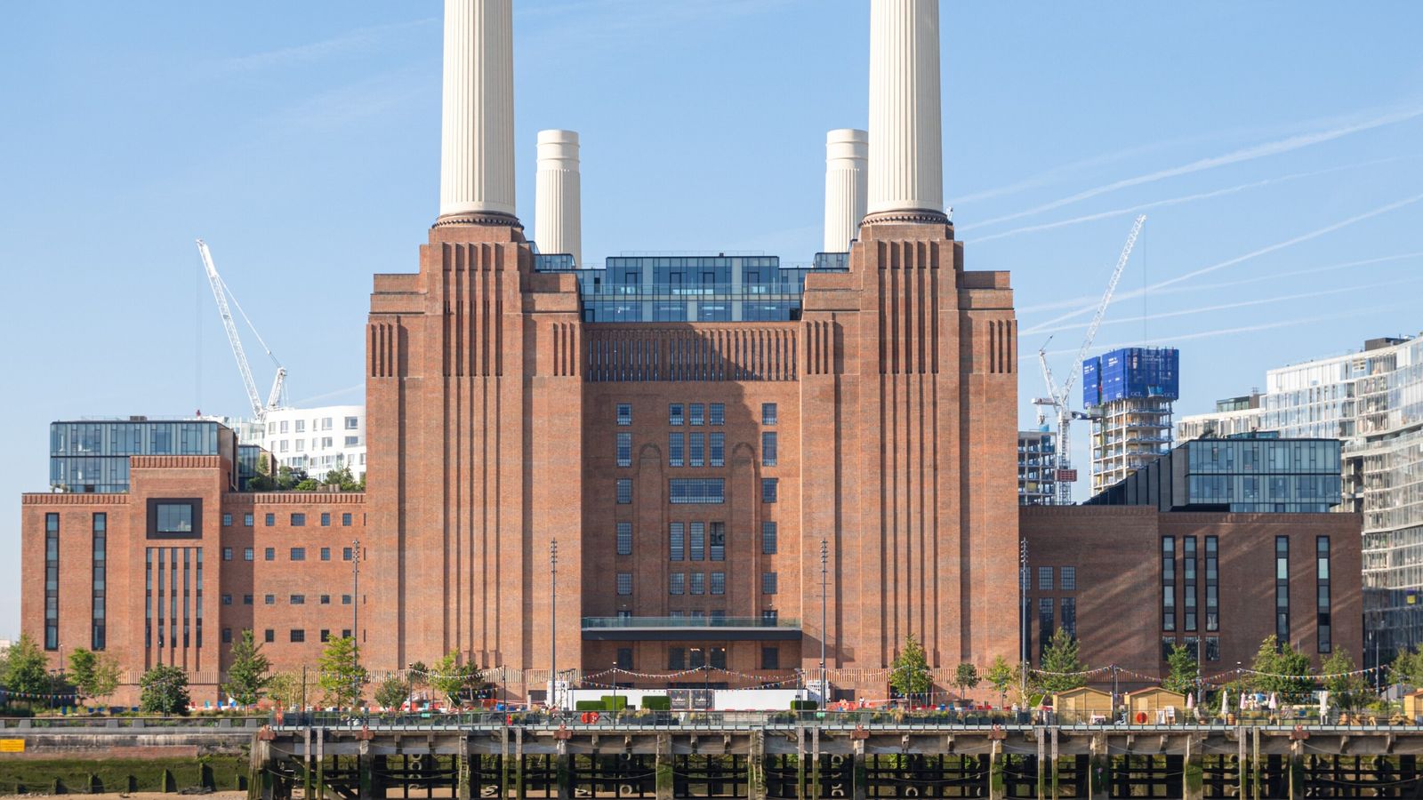 nha may dien Battersea Power Station 1