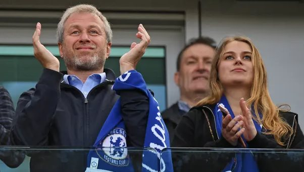 Roman Abramovich chuyen tien 1