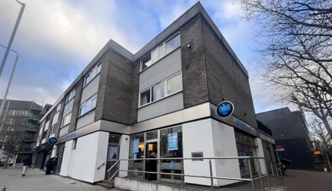 barclays dong cua chi nhanh 3