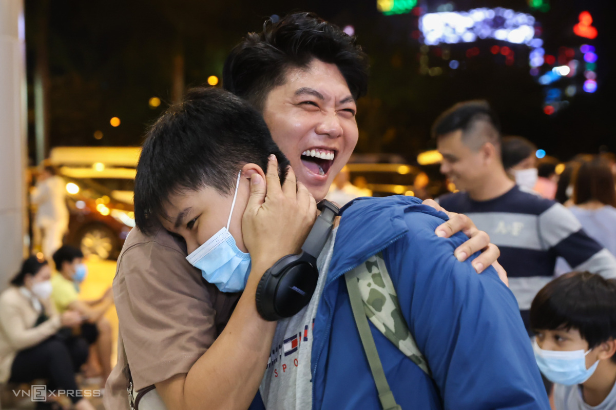 don viet kieu ve an tet 1