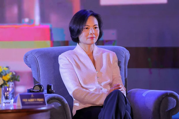giao su nguyen thuc quyen 1