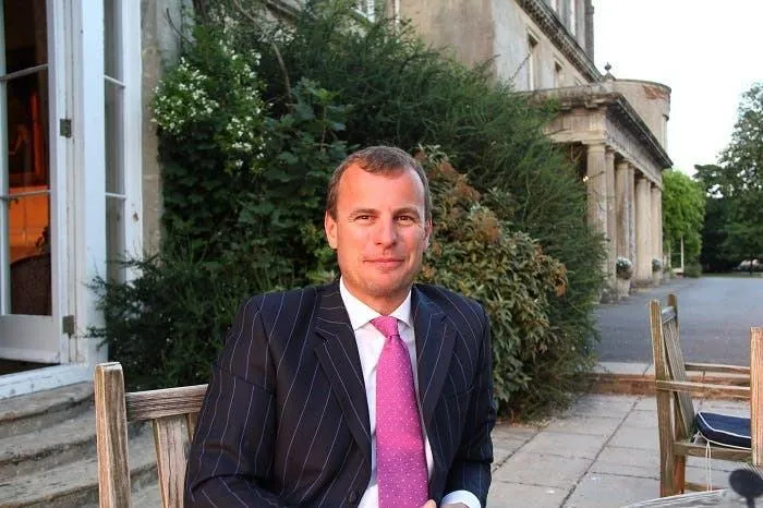 The Gilt Club 1