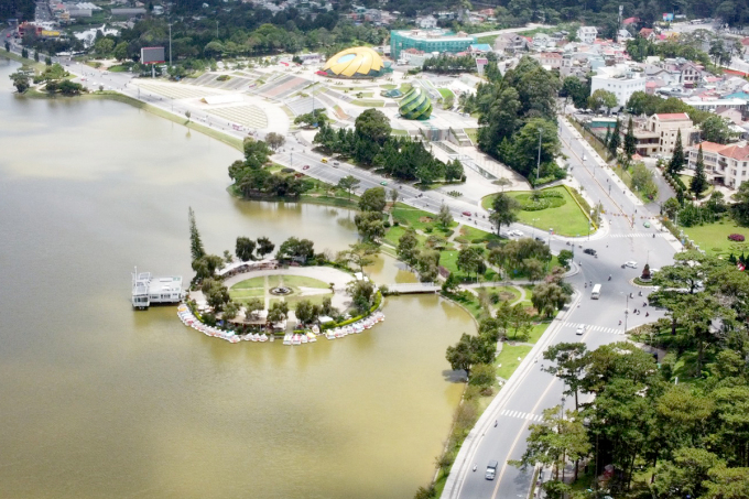 dao ho xuan huong