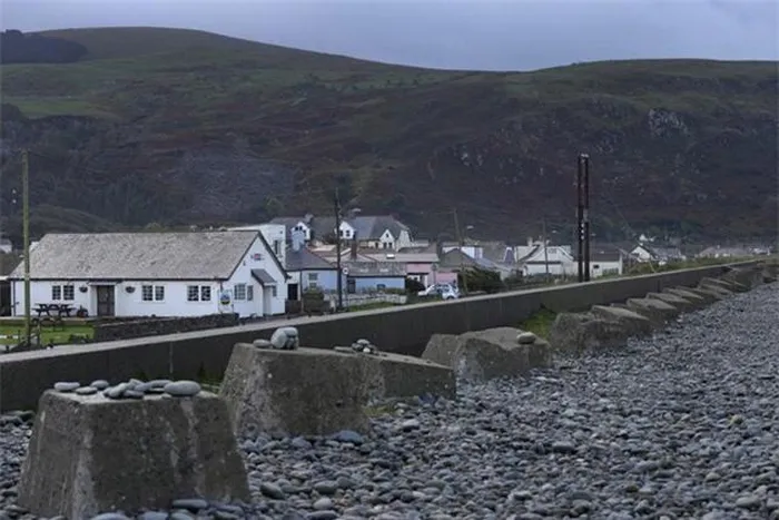 lang Fairbourne wales 1