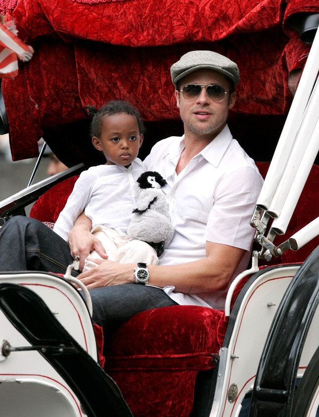 con nuoi brad pitt 1