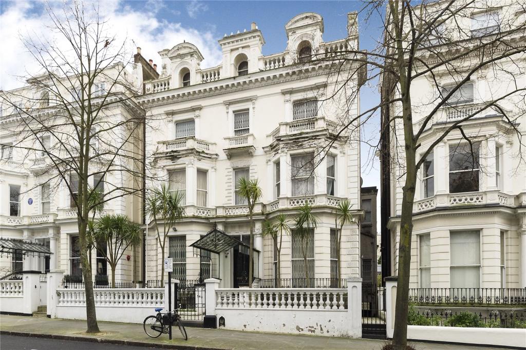 dinh thu holland park 1