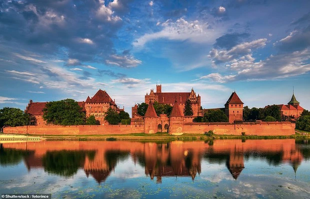 lau dai Malbork ba lan 1