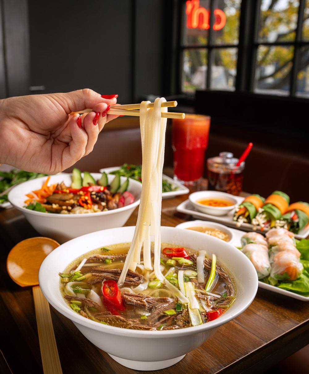 nha hang pho manchester 1