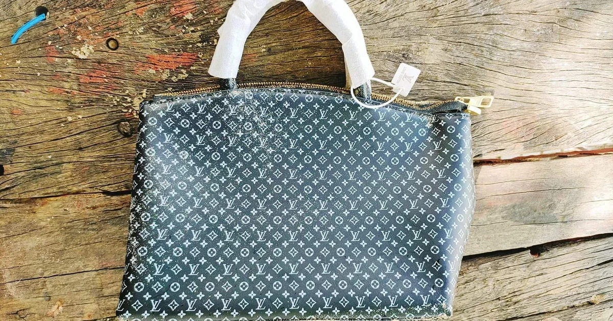 nhat duoc tui louis vuitton 1