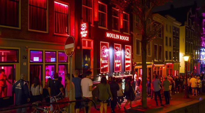 pho den do amsterdam 1