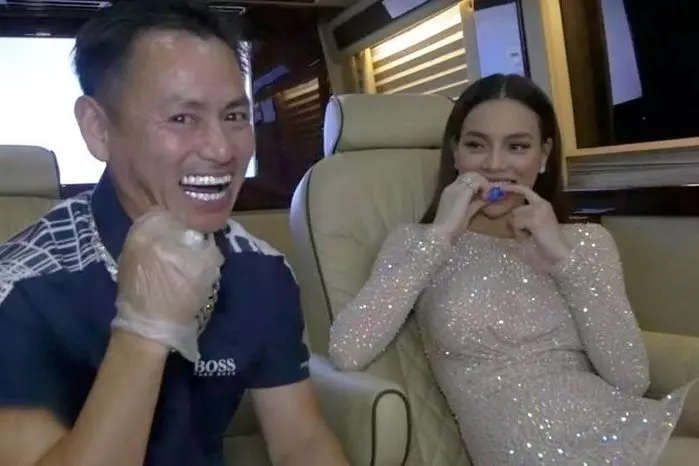 ho ngoc ha rang kim cuong johnny dang 1