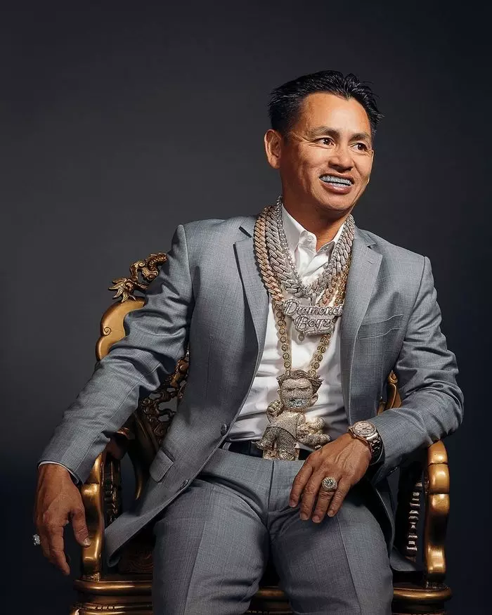ho ngoc ha rang kim cuong johnny dang 1