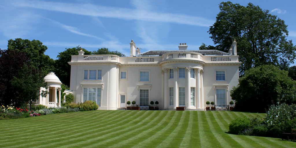 biet thu the holme regents park 1