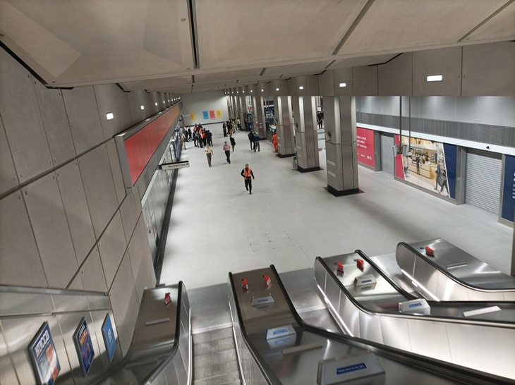 ga tau battersea underground station