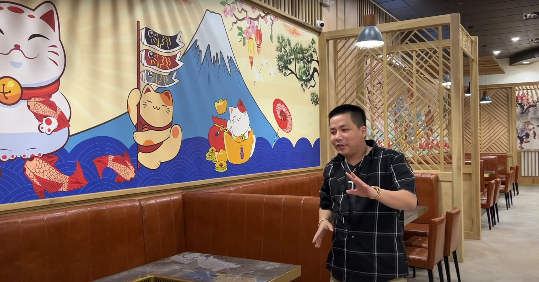 khoa pug khai truong nha hang o my 0