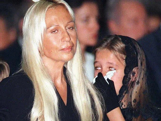 nguoi thua ke versace Allegra Versace Beck 1